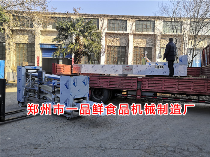 大型全套多功能流水線設備發往山東(圖4) 大型全套多功能流水線設備發往山東(圖4)