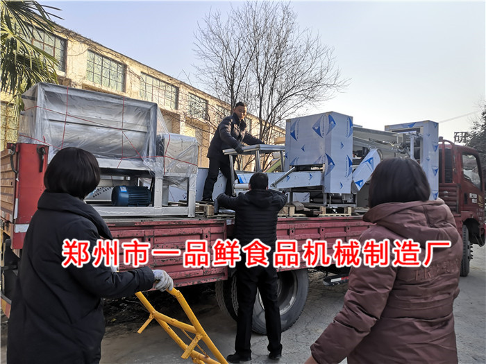 大型全套多功能流水線設備發往山東(圖5) 大型全套多功能流水線設備發往山東(圖5)