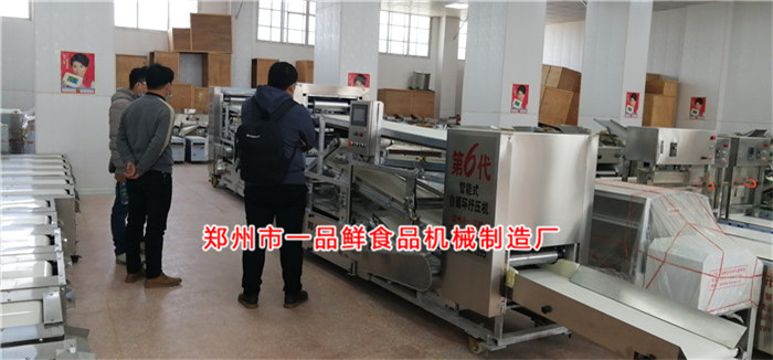 客戶考察智能式揉壓機 客戶考察智能式揉壓機